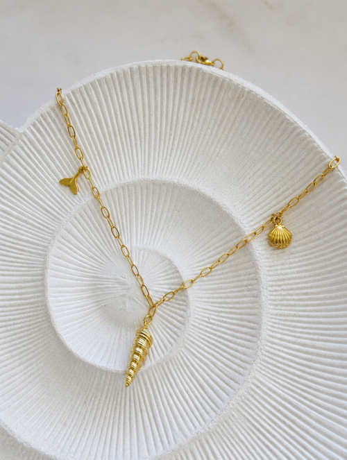 Collar doble shell cola de ballena gold