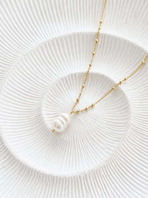 Collar perla gold